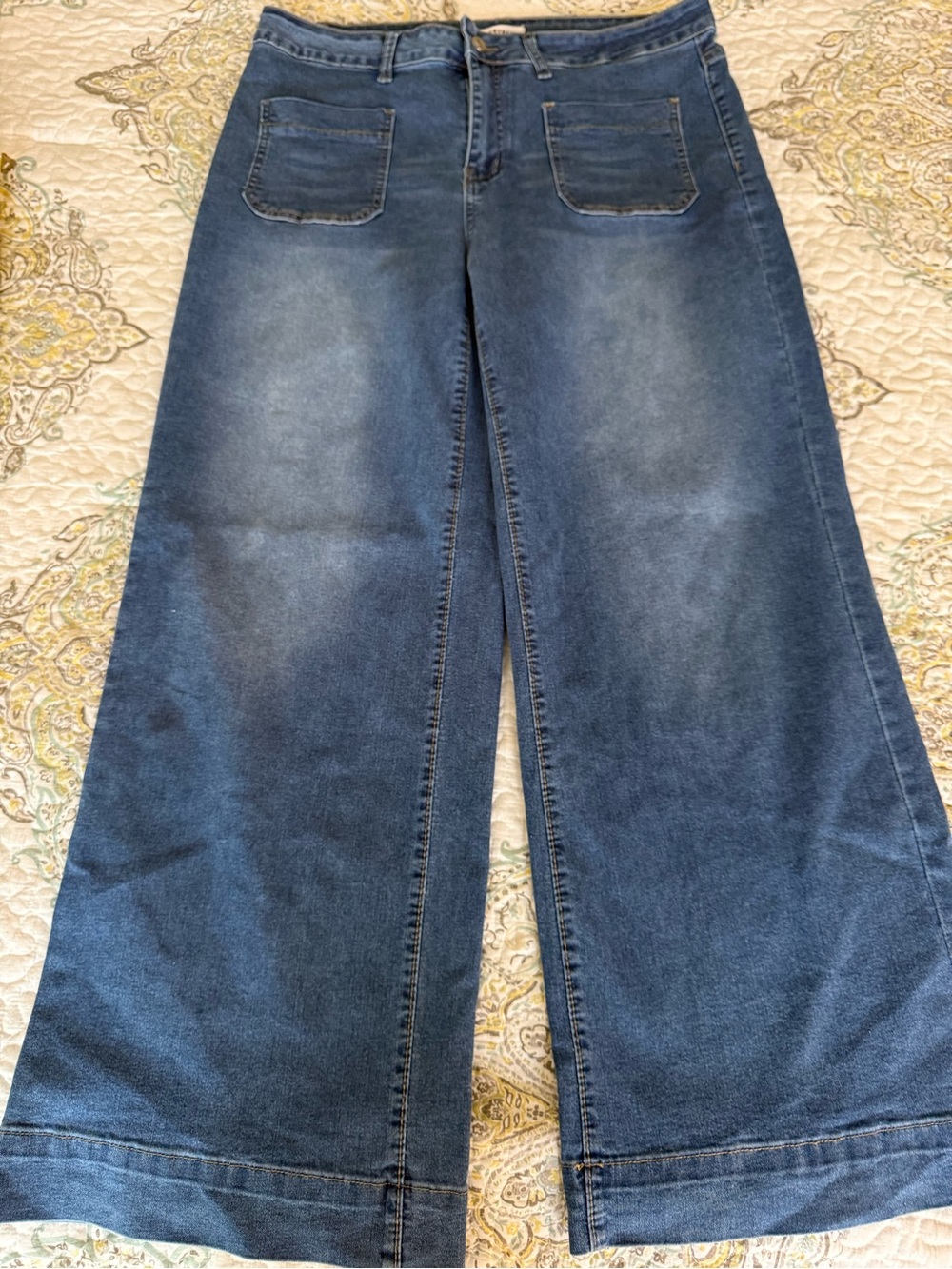 CherryBetty Vintage High Waist Wide Leg Denim Pants. NWOT